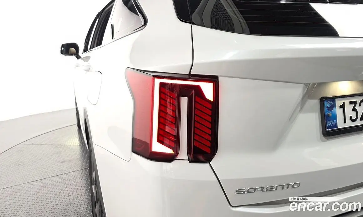 Kia Sorento 2024 1.6 автомат (гидро), фото 9