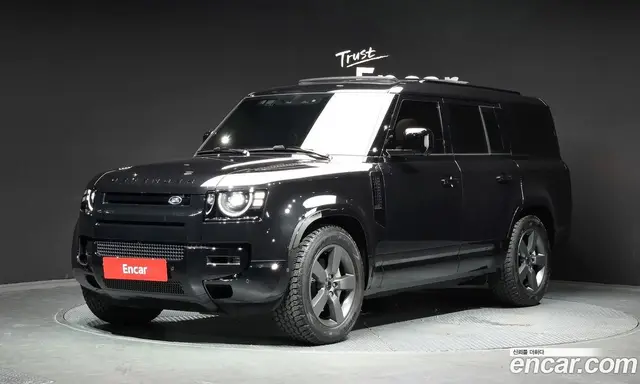 Land Rover Defender, 2026, 609 км