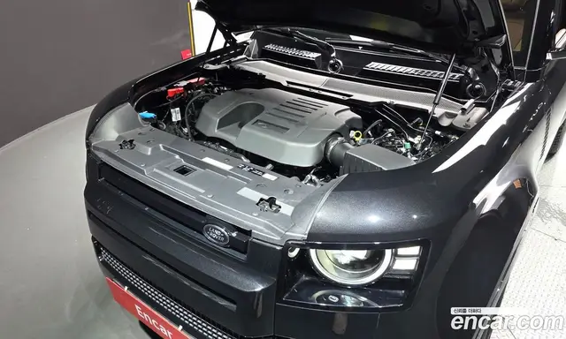 Land Rover Defender 2026 3.0 автомат (гидро), миниатюра 6