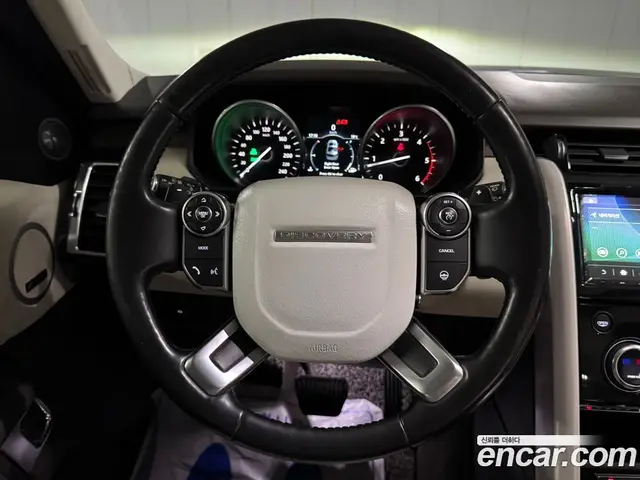 Land Rover Discovery 2017 3.0 автомат (гидро), миниатюра 11