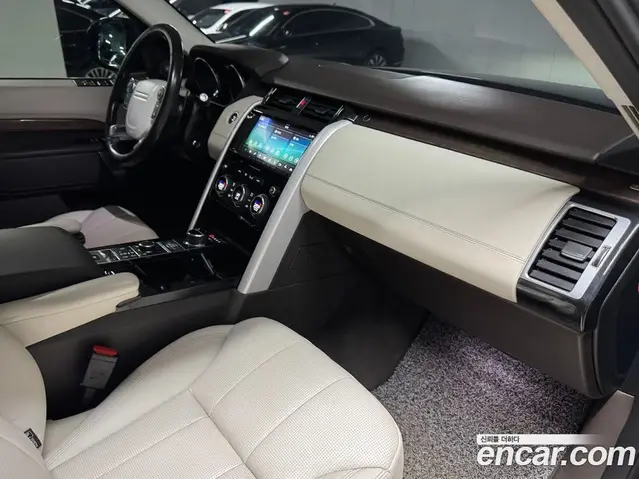 Land Rover Discovery 2017 3.0 автомат (гидро), миниатюра 12