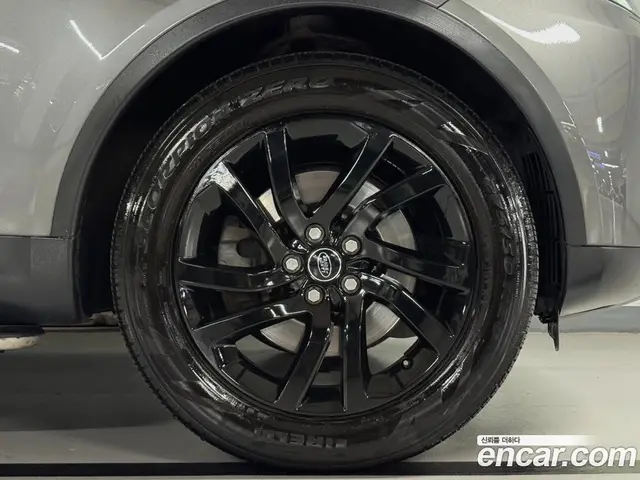 Land Rover Discovery 2017 3.0 автомат (гидро), миниатюра 5