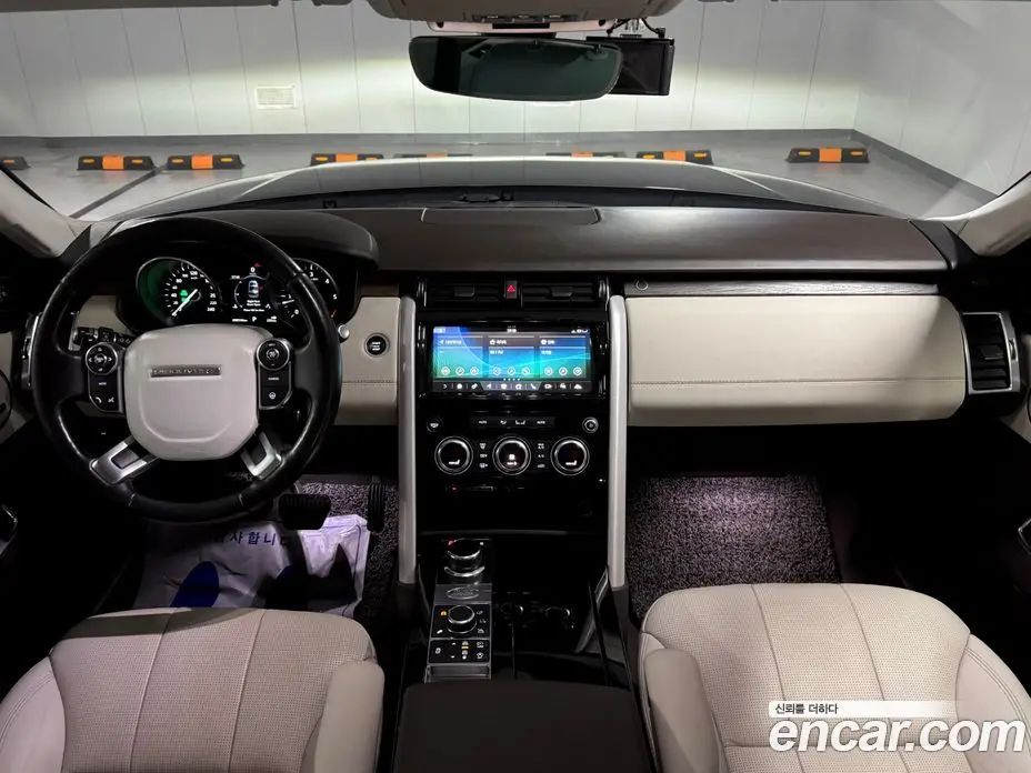 Land Rover Discovery 2017 3.0 автомат (гидро), фото 7