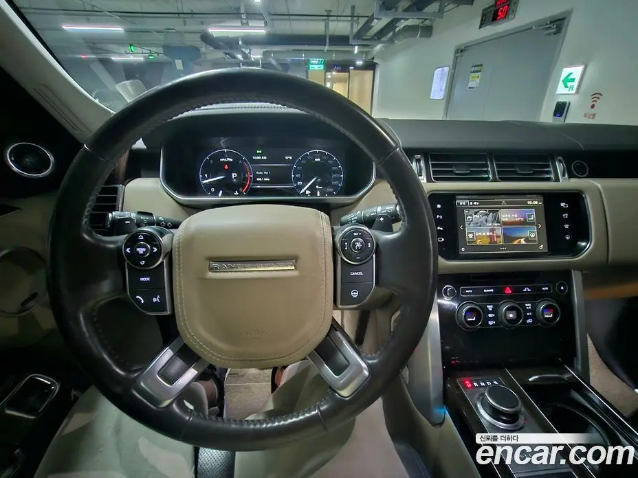 Land Rover Range Rover 2016 4.4 автомат (гидро), фото 8