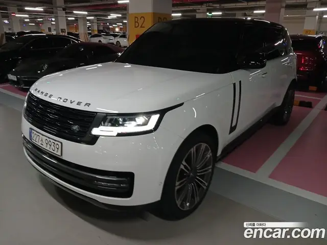 Land Rover Range Rover 2024 4.4 автомат (гидро), миниатюра 5