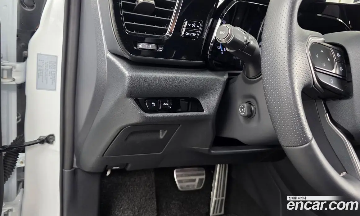 Lexus NX 2025 2.5 автомат (гидро), фото 16 Lexus NX 2025 2.5 автомат (гидро), фото 16