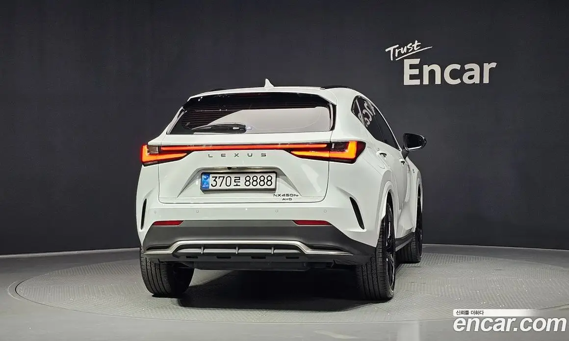 Lexus NX 2025 2.5 автомат (гидро), фото 4 Lexus NX 2025 2.5 автомат (гидро), фото 4