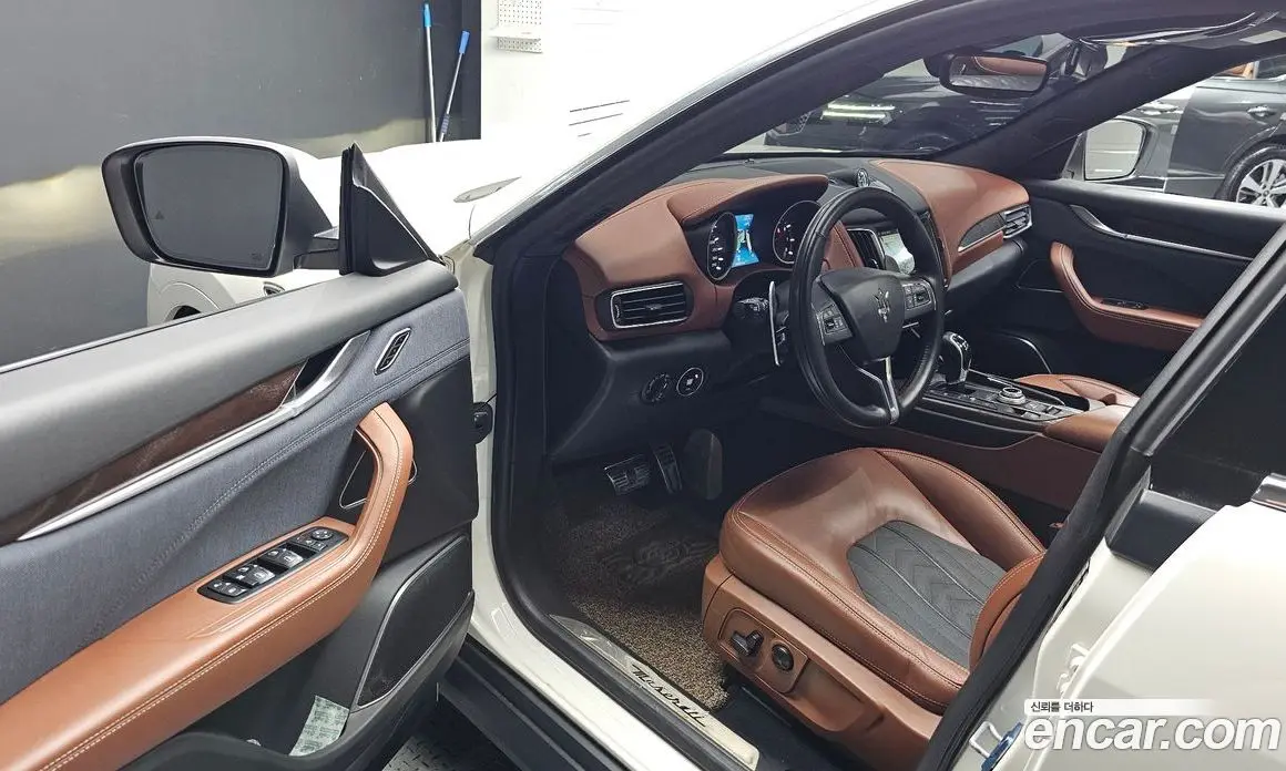 Maserati Levante 2018 3.0 автомат (гидро), фото 13