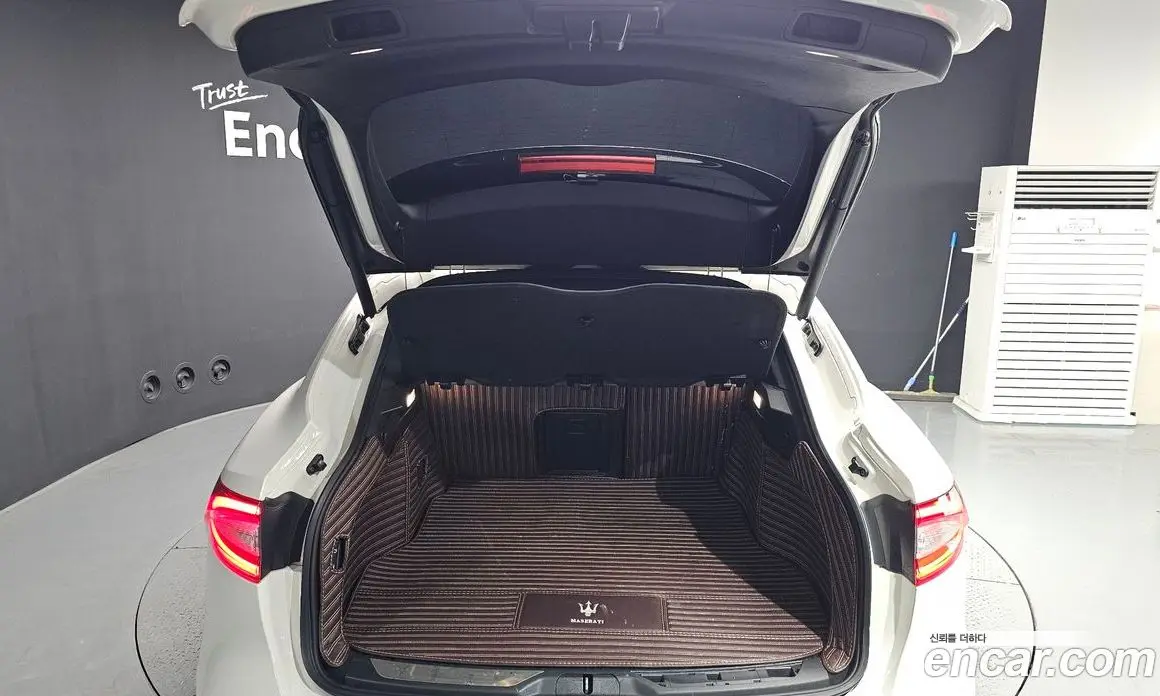 Maserati Levante 2018 3.0 автомат (гидро), фото 25