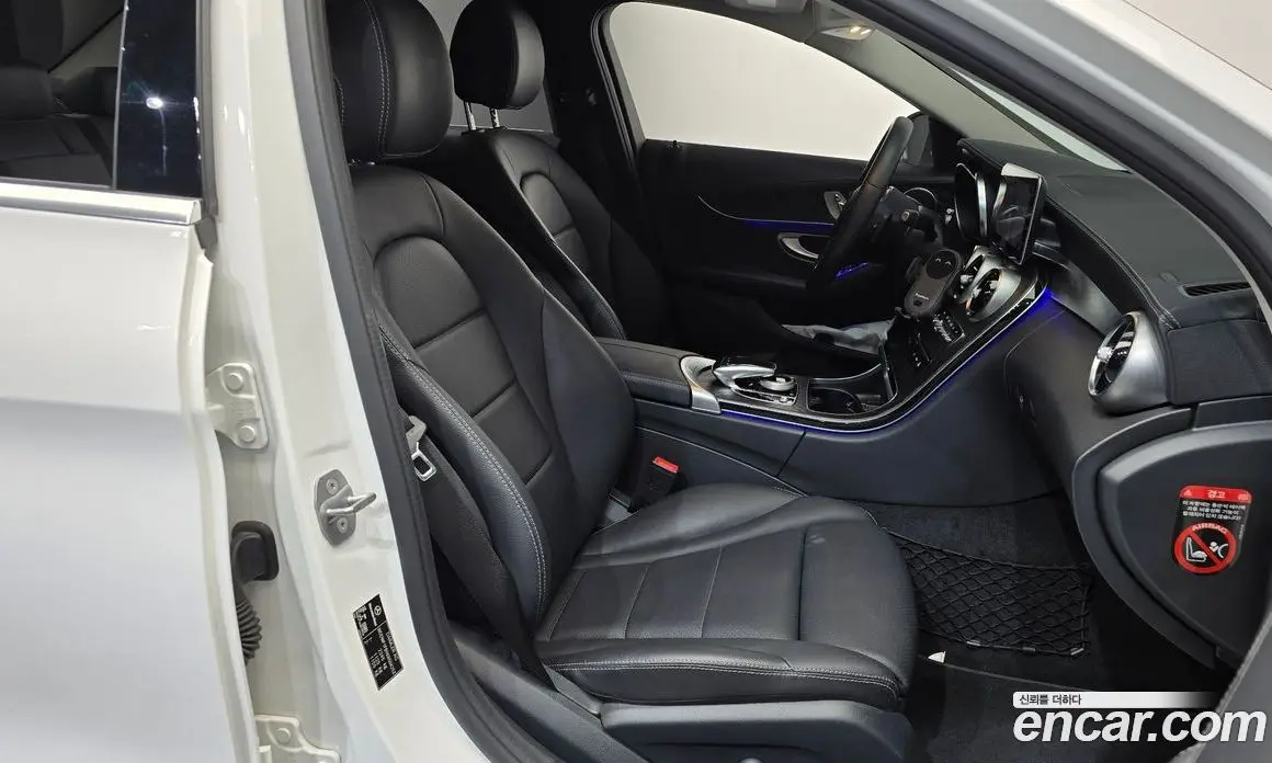 Mercedes-Benz C-Class 2019 1.9 гидро, фото 16 Mercedes-Benz C-Class 2019 1.9 гидро, фото 16