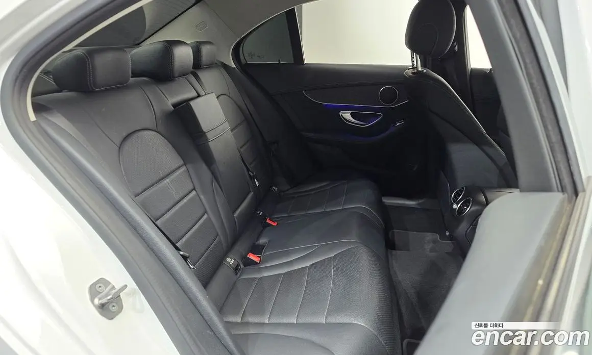 Mercedes-Benz C-Class 2019 1.9 гидро, фото 17 Mercedes-Benz C-Class 2019 1.9 гидро, фото 17