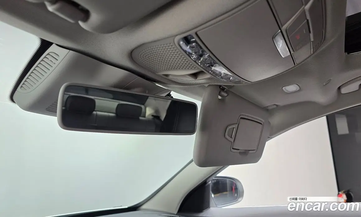 Mercedes-Benz C-Class 2019 1.9 гидро, фото 24 Mercedes-Benz C-Class 2019 1.9 гидро, фото 24