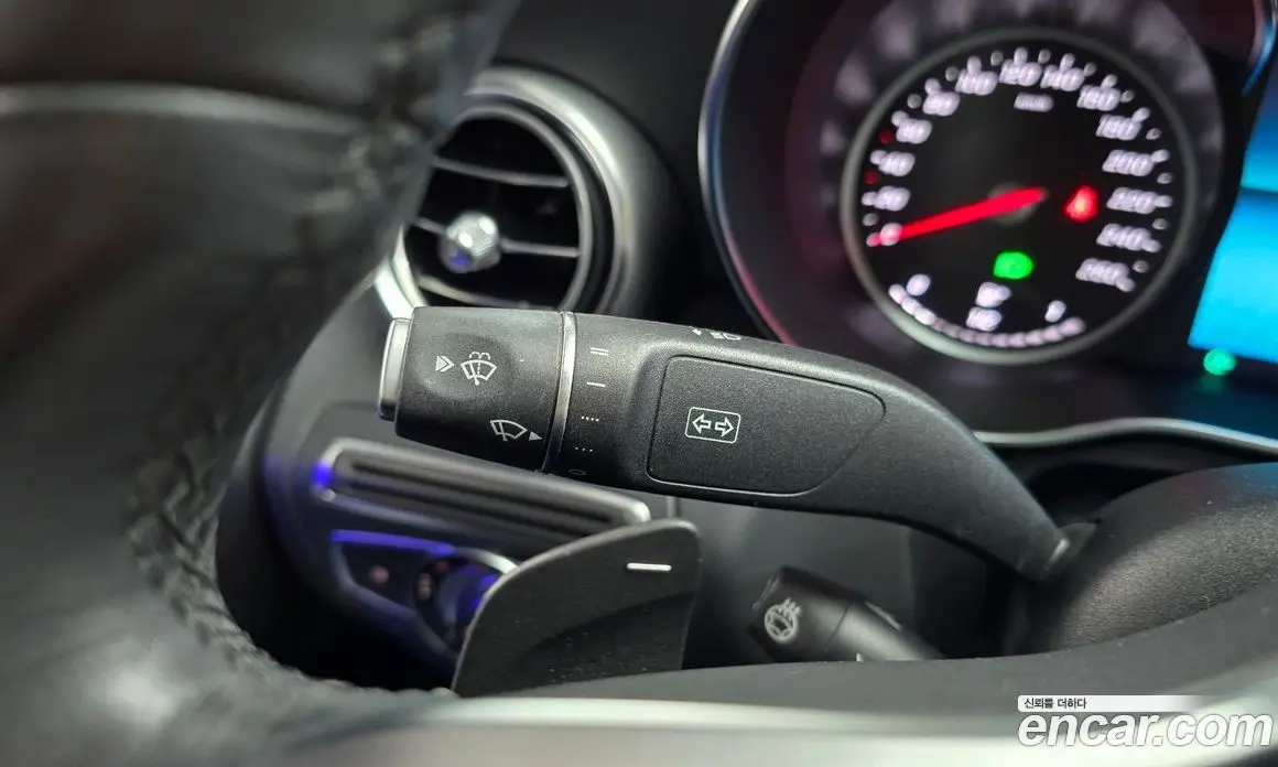 Mercedes-Benz C-Class 2019 1.9 гидро, фото 26 Mercedes-Benz C-Class 2019 1.9 гидро, фото 26