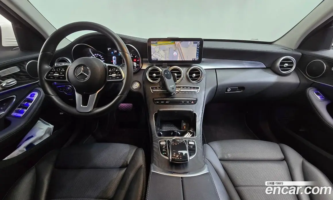 Mercedes-Benz C-Class 2019 1.9 гидро, фото 10 Mercedes-Benz C-Class 2019 1.9 гидро, фото 10