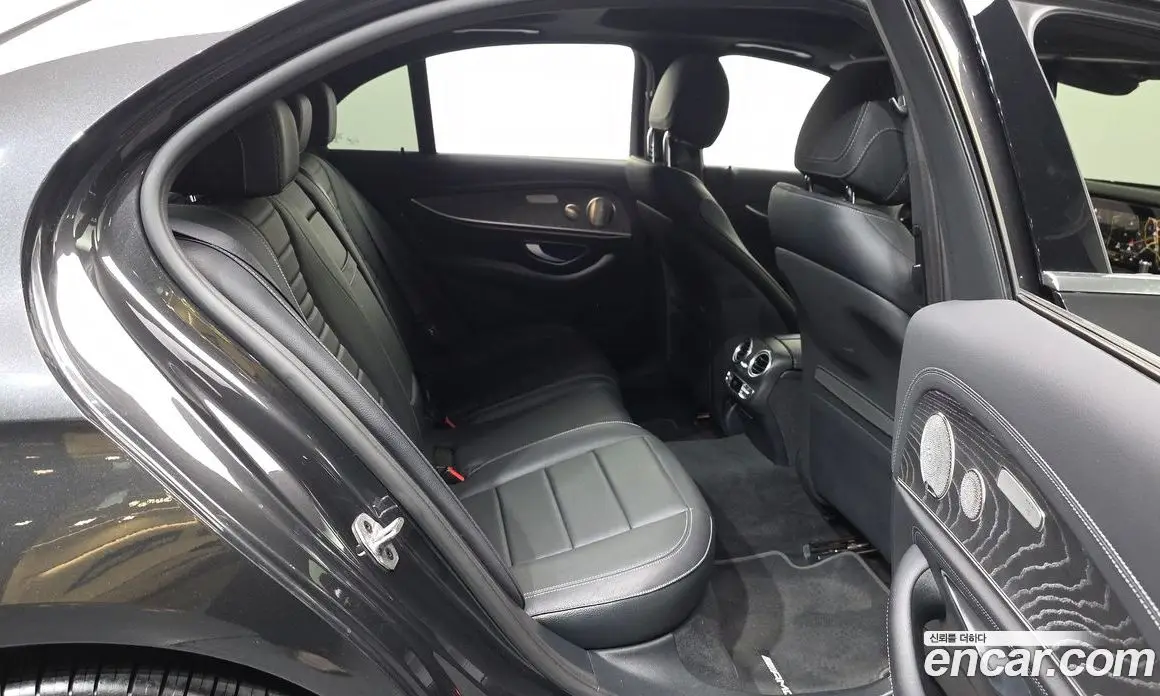 Mercedes-Benz E-Class 2022 2.0 гидро, фото 18 Mercedes-Benz E-Class 2022 2.0 гидро, фото 18