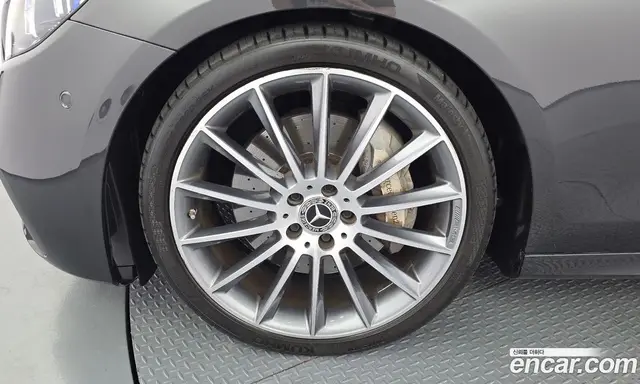 Mercedes-Benz E-Class 2022 2.0 гидро, миниатюра 5 Mercedes-Benz E-Class 2022 2.0 гидро, миниатюра 5