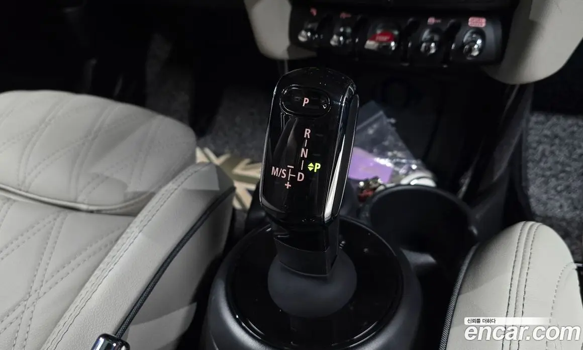 Mini Cooper 2023 2.0 автомат (гидро), фото 11