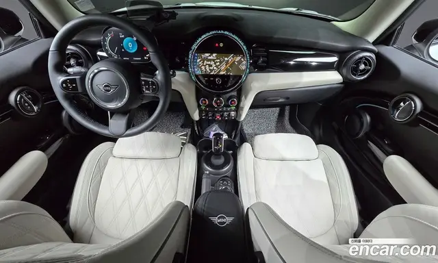 Mini Cooper 2023 2.0 автомат (гидро), миниатюра 9