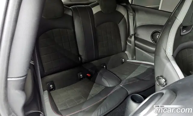 Mini Cooper 2024 2.0 автомат (гидро), миниатюра 11