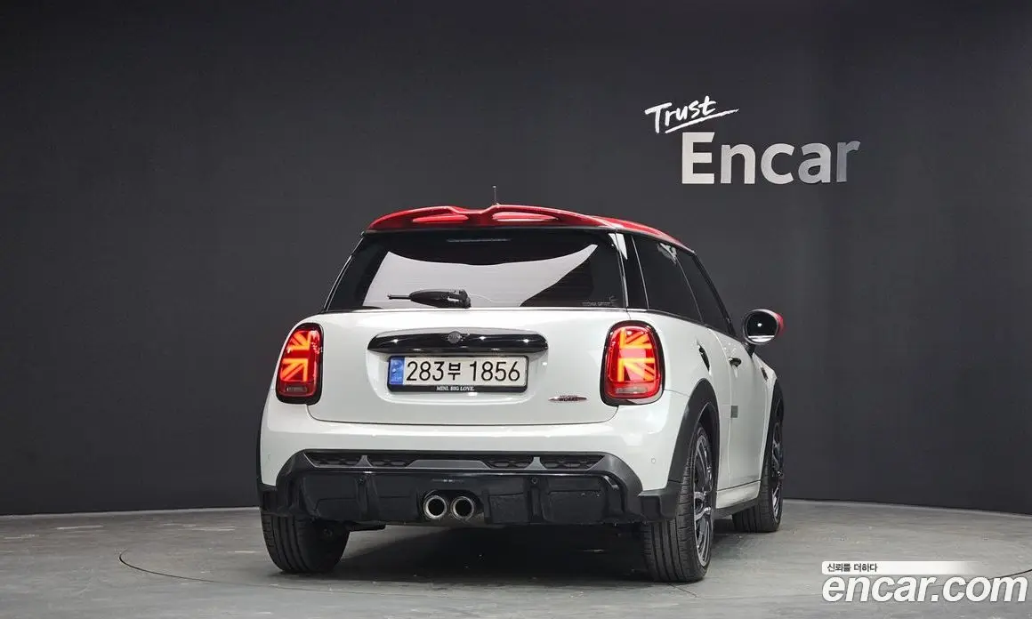 Mini Cooper 2024 2.0 автомат (гидро), фото 3