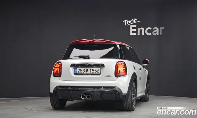 Mini Cooper 2024 2.0 автомат (гидро), миниатюра 3