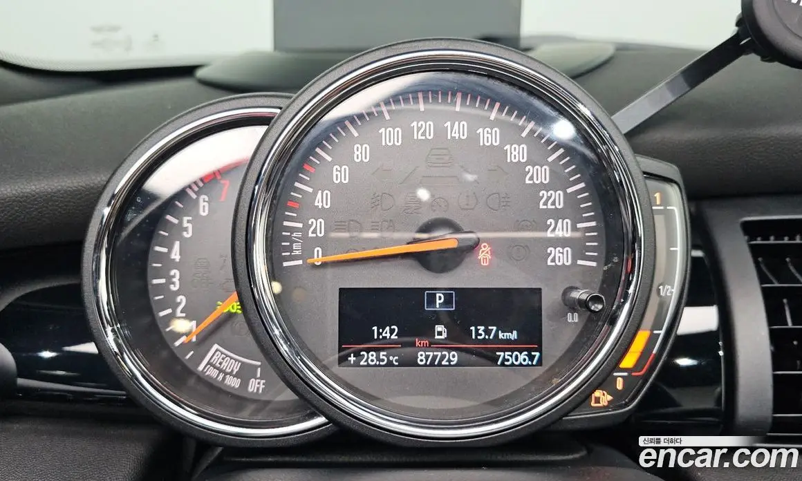 Mini Cooper Convertible 2017 1.5 автомат (гидро), фото 11