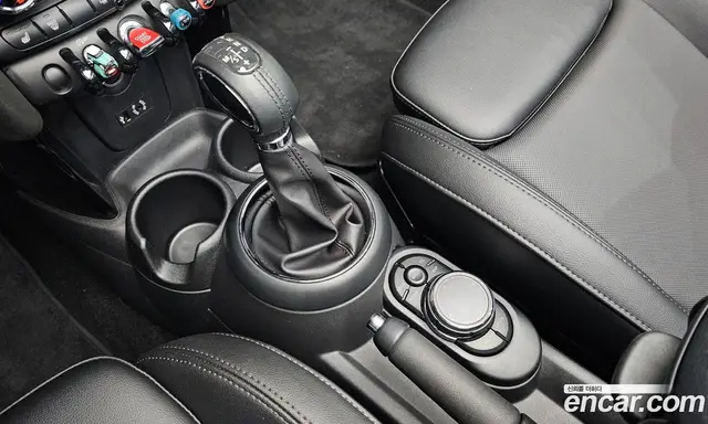 Mini Cooper Convertible 2017 1.5 автомат (гидро), миниатюра 12