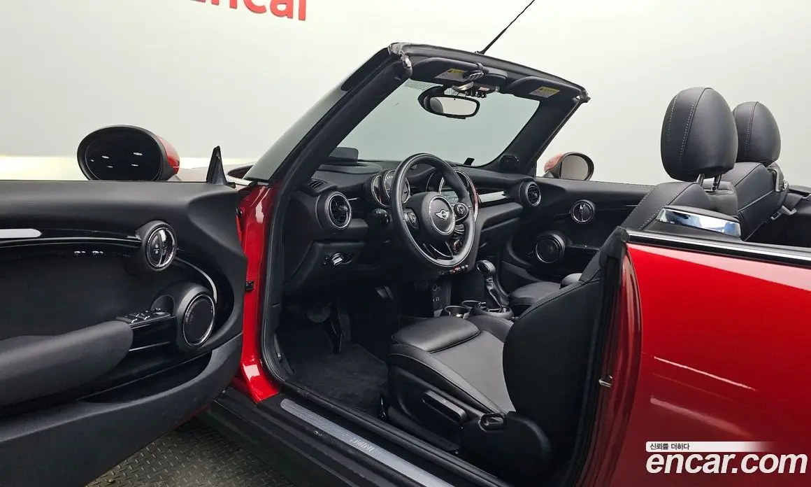 Mini Cooper Convertible 2017 1.5 автомат (гидро), фото 13