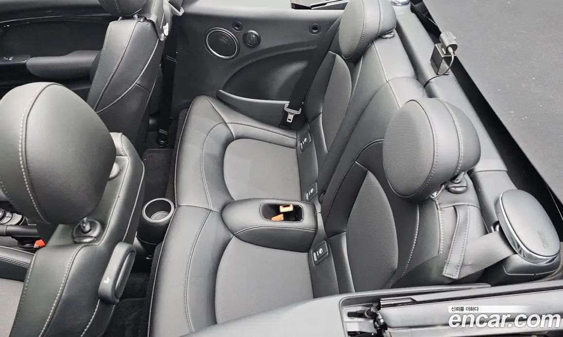 Mini Cooper Convertible 2017 1.5 автомат (гидро), фото 16