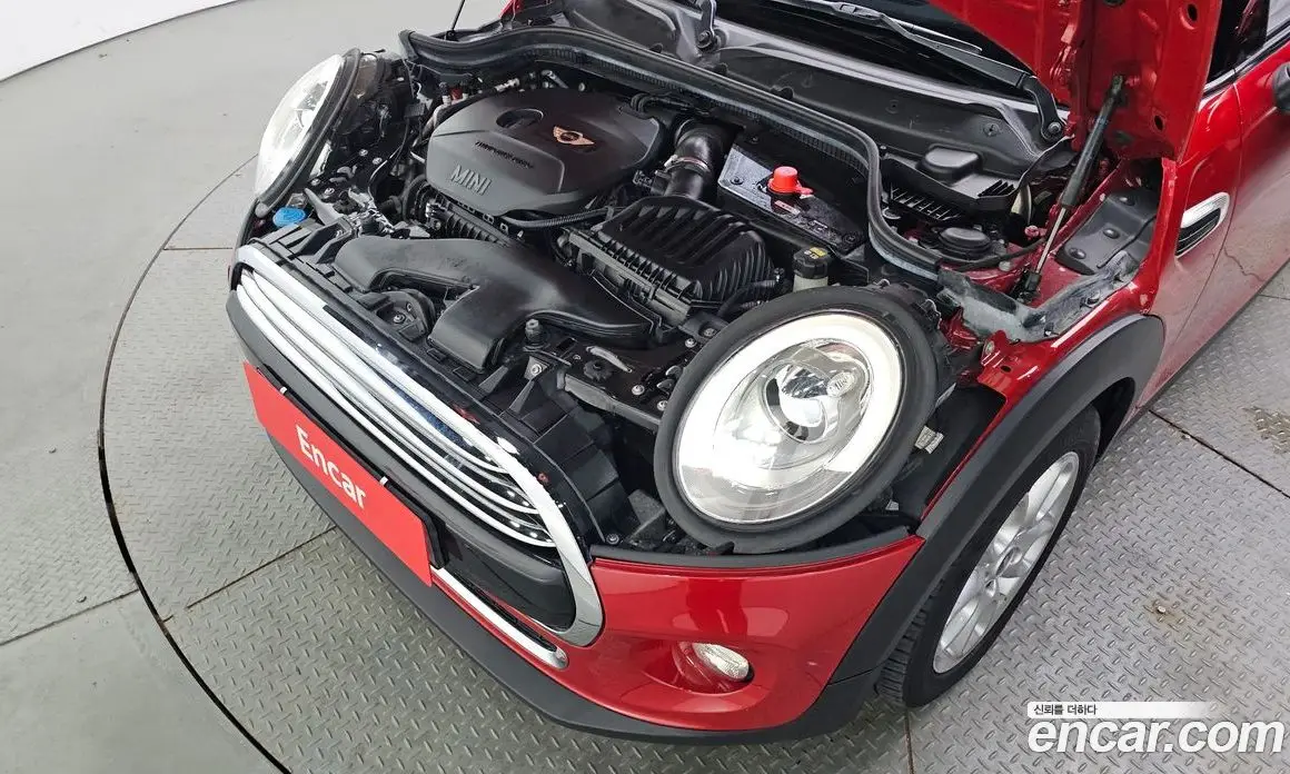 Mini Cooper Convertible 2017 1.5 автомат (гидро), фото 6