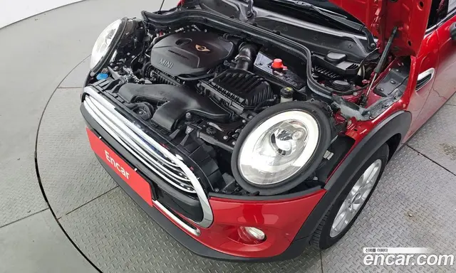 Mini Cooper Convertible 2017 1.5 автомат (гидро), миниатюра 6