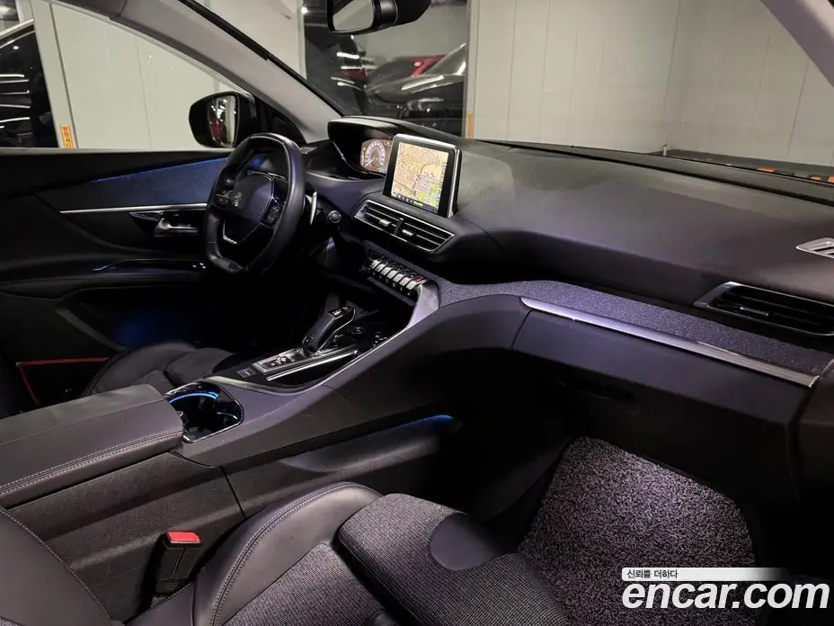 Peugeot 5008 2018 1.6 автомат (гидро), фото 16