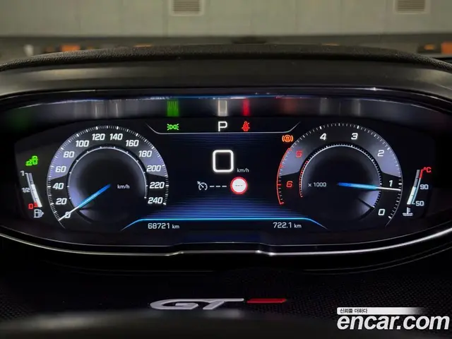 Peugeot 5008 2018 1.6 автомат (гидро), миниатюра 8