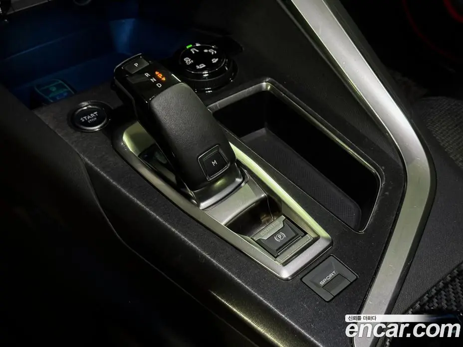 Peugeot 5008 2018 1.6 автомат (гидро), фото 9
