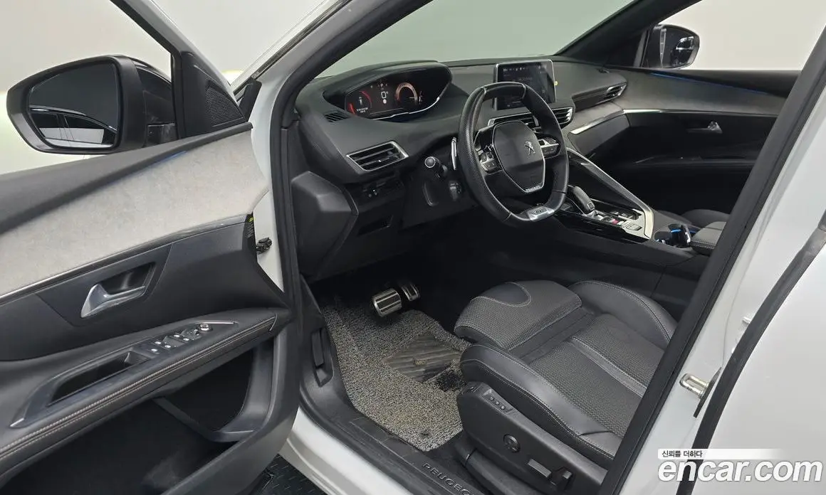 Peugeot 5008 2022 1.2 автомат (гидро), фото 10