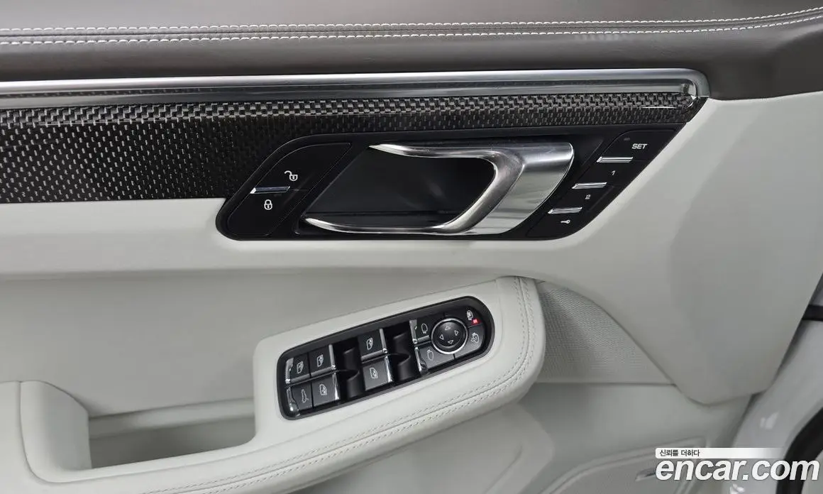 Porsche Macan 2016 3.6 автомат (гидро), фото 16
