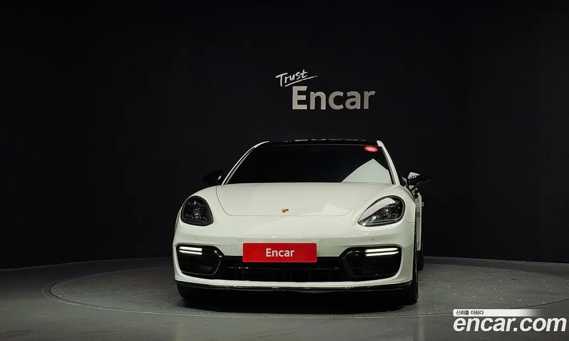Porsche Panamera 2019 4.0 автомат (гидро), фото 3