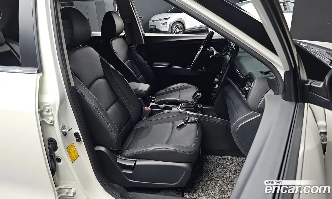 SsangYong TIBOLI 2021 1.5 автомат (гидро), фото 15