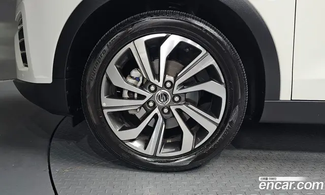SsangYong TIBOLI 2021 1.5 автомат (гидро), миниатюра 4