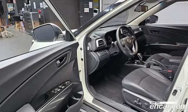 SsangYong TIBOLI 2024 1.5 автомат (гидро), миниатюра 10