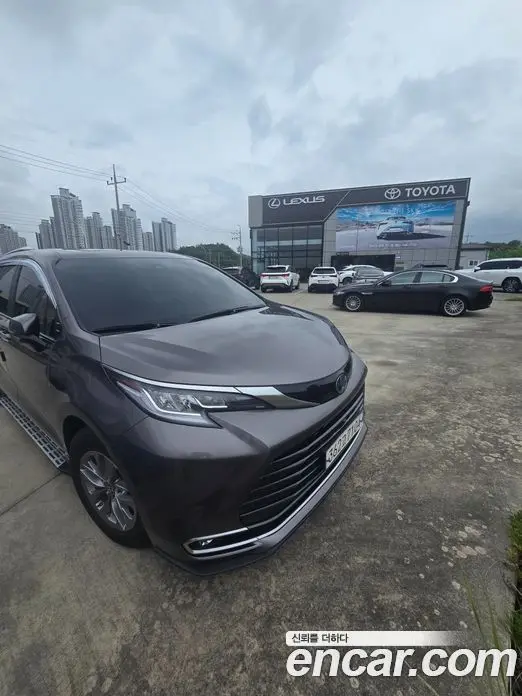 Toyota Sienna 2024 2.5 автомат (гидро), миниатюра 2 Toyota Sienna 2024 2.5 автомат (гидро), миниатюра 2