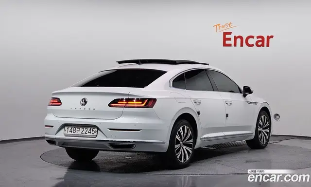 Volkswagen Arteon 2019 2.0 автомат (гидро), миниатюра 2