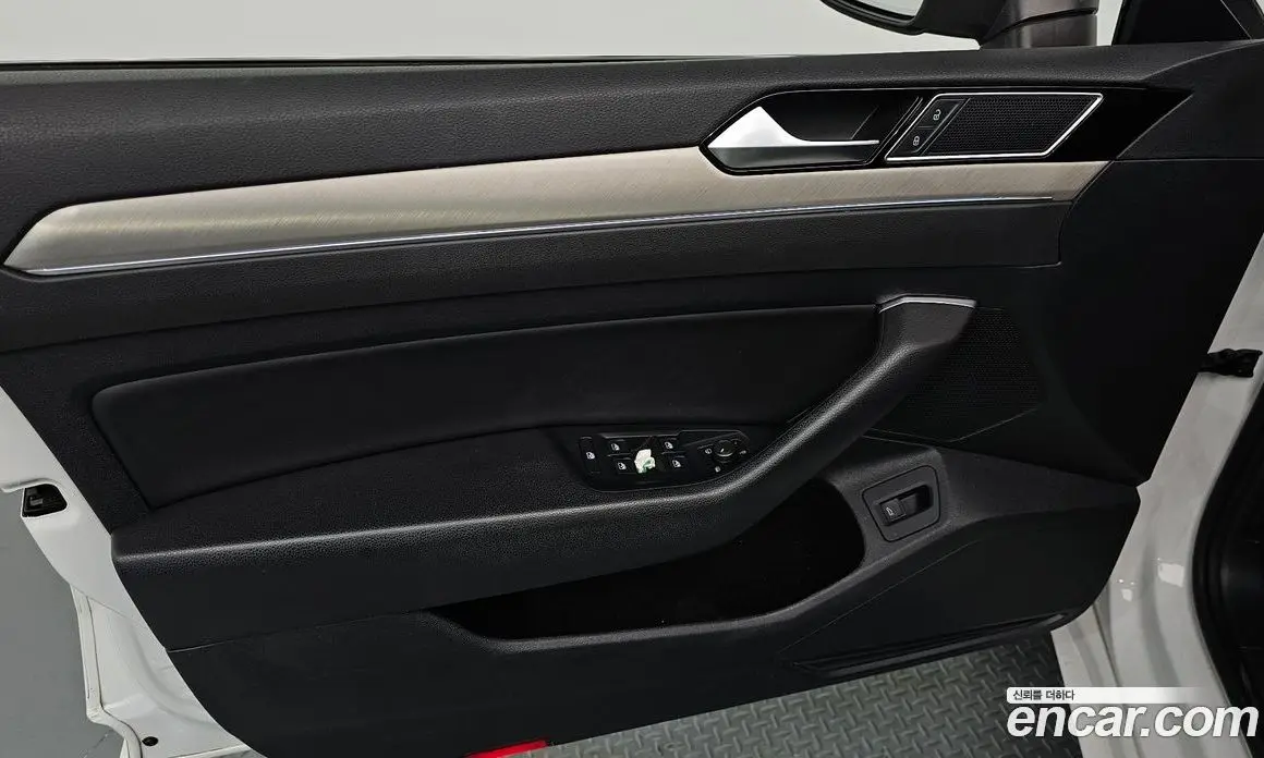 Volkswagen Arteon 2019 2.0 автомат (гидро), фото 14