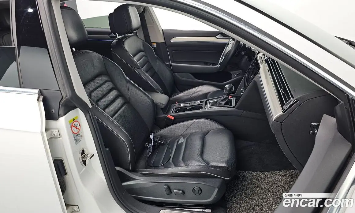 Volkswagen Arteon 2019 2.0 автомат (гидро), фото 17