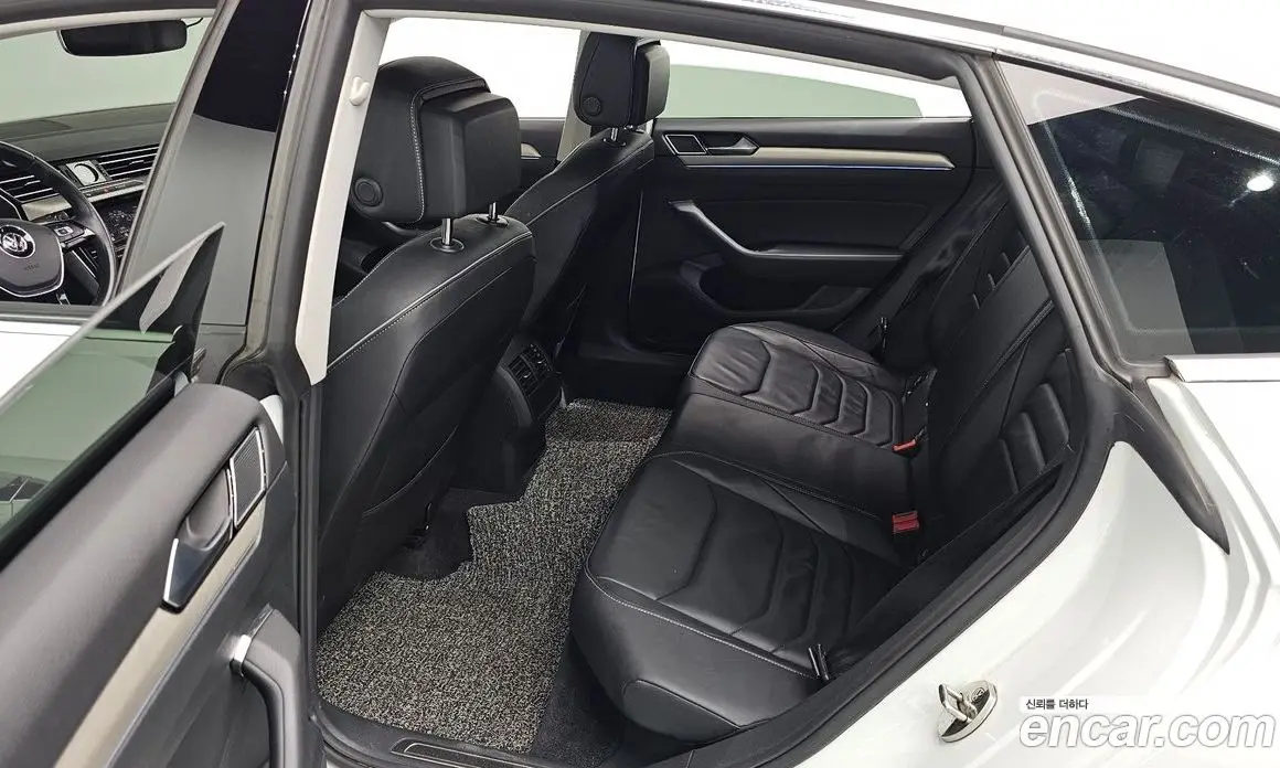 Volkswagen Arteon 2019 2.0 автомат (гидро), фото 18