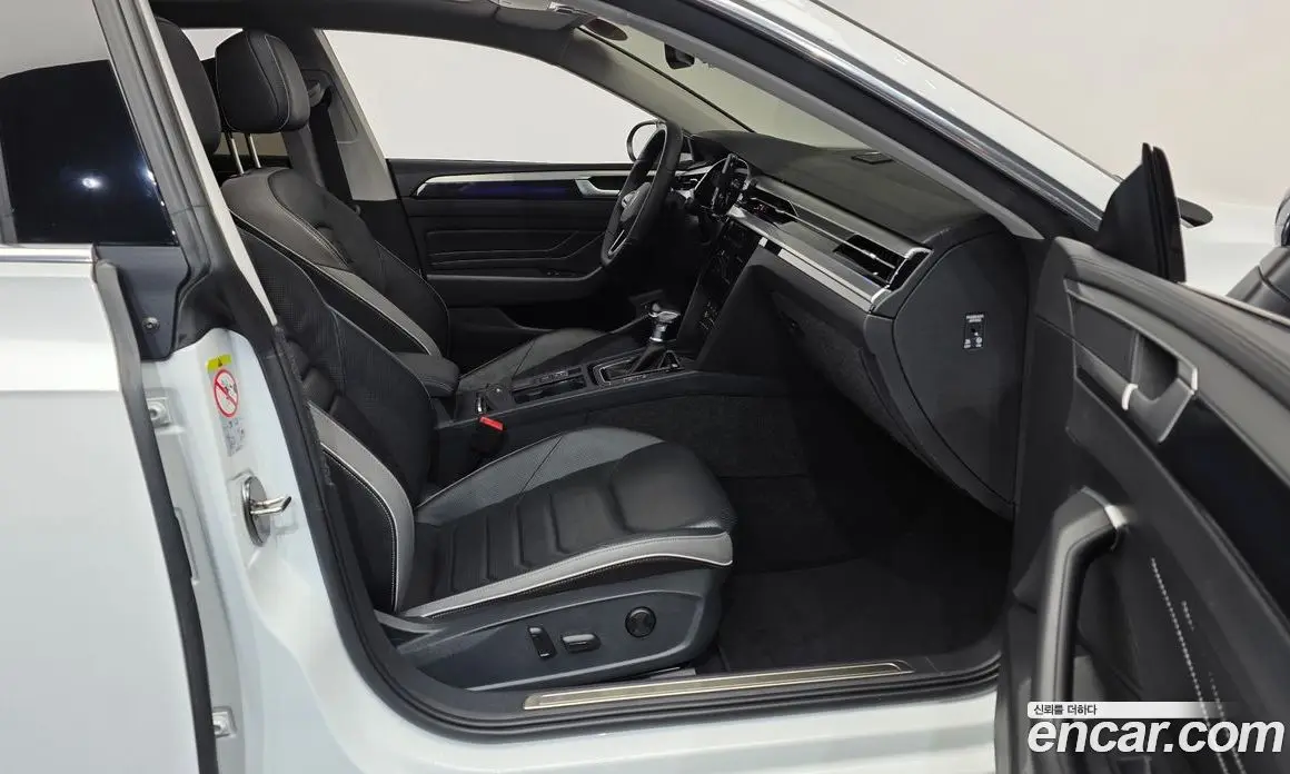 Volkswagen Arteon 2023 2.0 автомат (гидро), фото 17