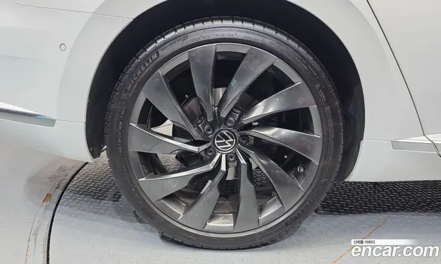 Volkswagen Arteon 2023 2.0 автомат (гидро), миниатюра 7