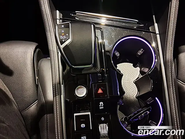Volkswagen Touareg 2024 3.0 автомат (гидро), миниатюра 11