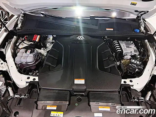 Volkswagen Touareg 2024 3.0 автомат (гидро), миниатюра 6