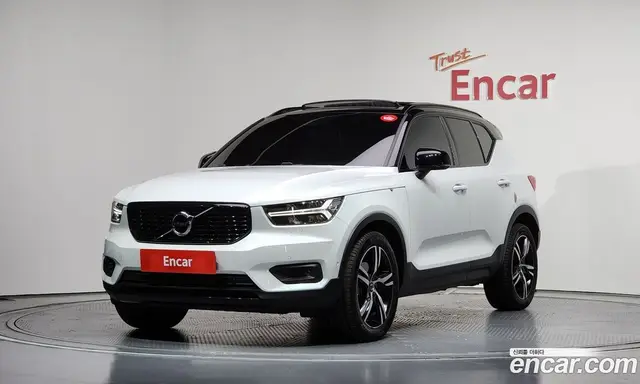 Volvo XC40, 2019, 71 383 км